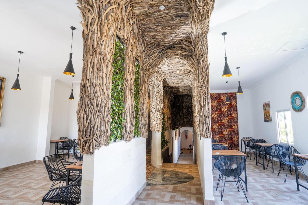 Oki Taru Residence Kuta Lombok Buitenkant foto