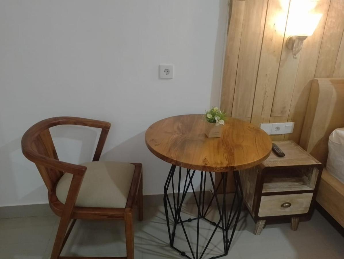 Oki Taru Residence Kuta Lombok Buitenkant foto